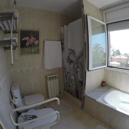 בית אירוח Privada En Reus